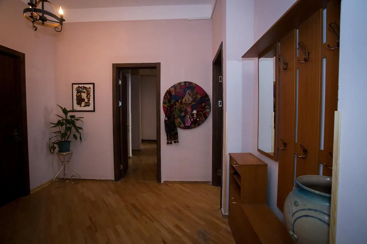 Guesthouse Hillside 트빌리시