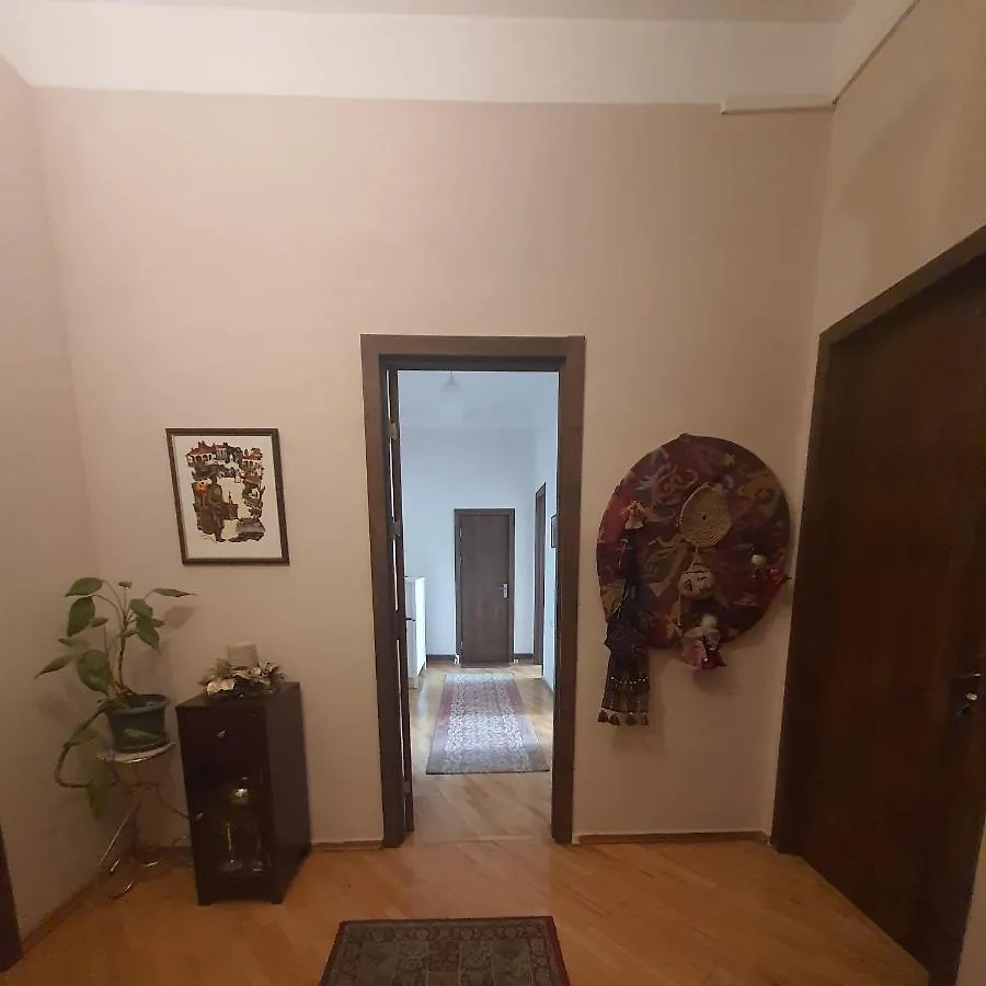 Guesthouse Hillside Tbilisi 0*,  Geórgia
